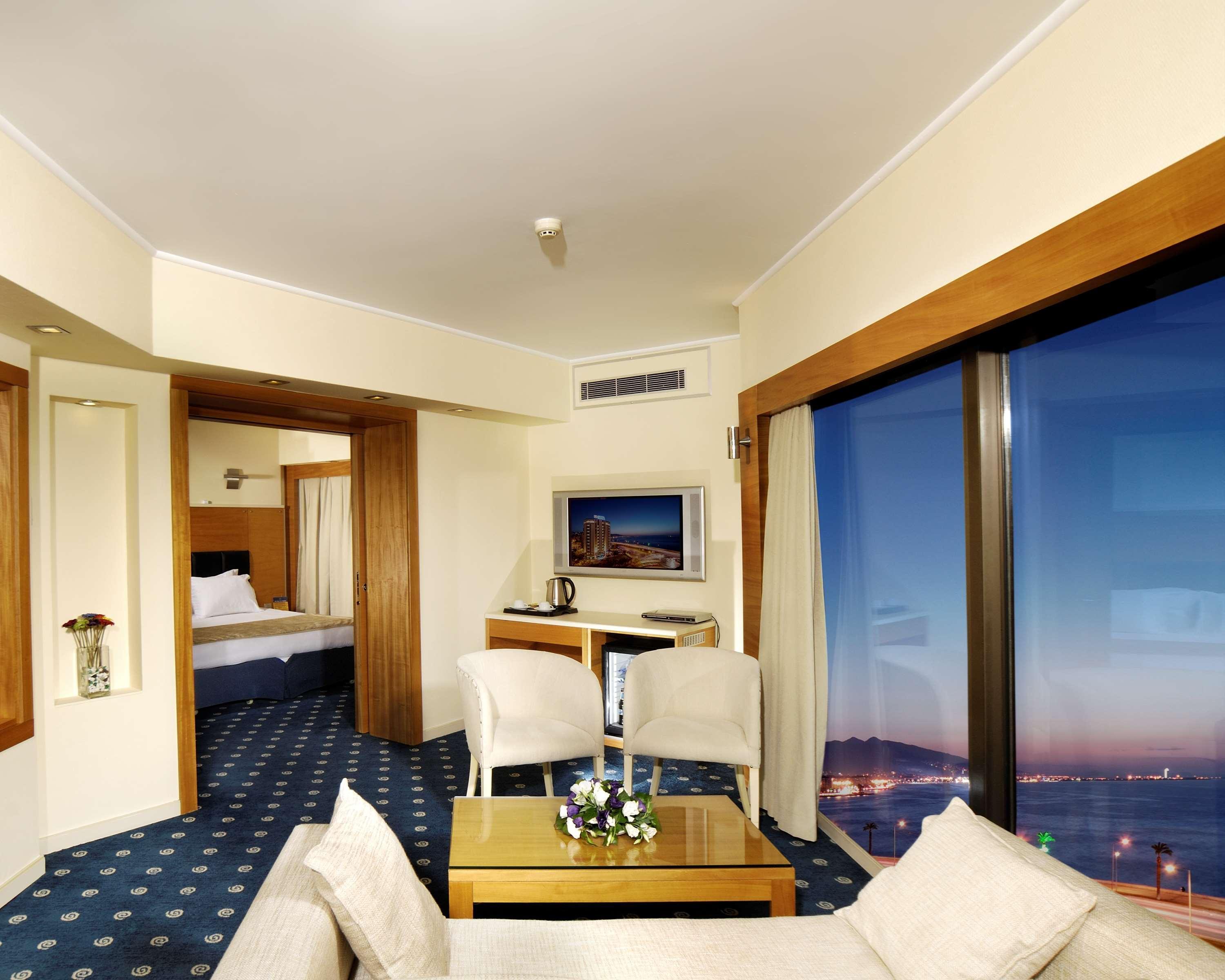 Best Western Plus Hotel Konak Smirne Esterno foto