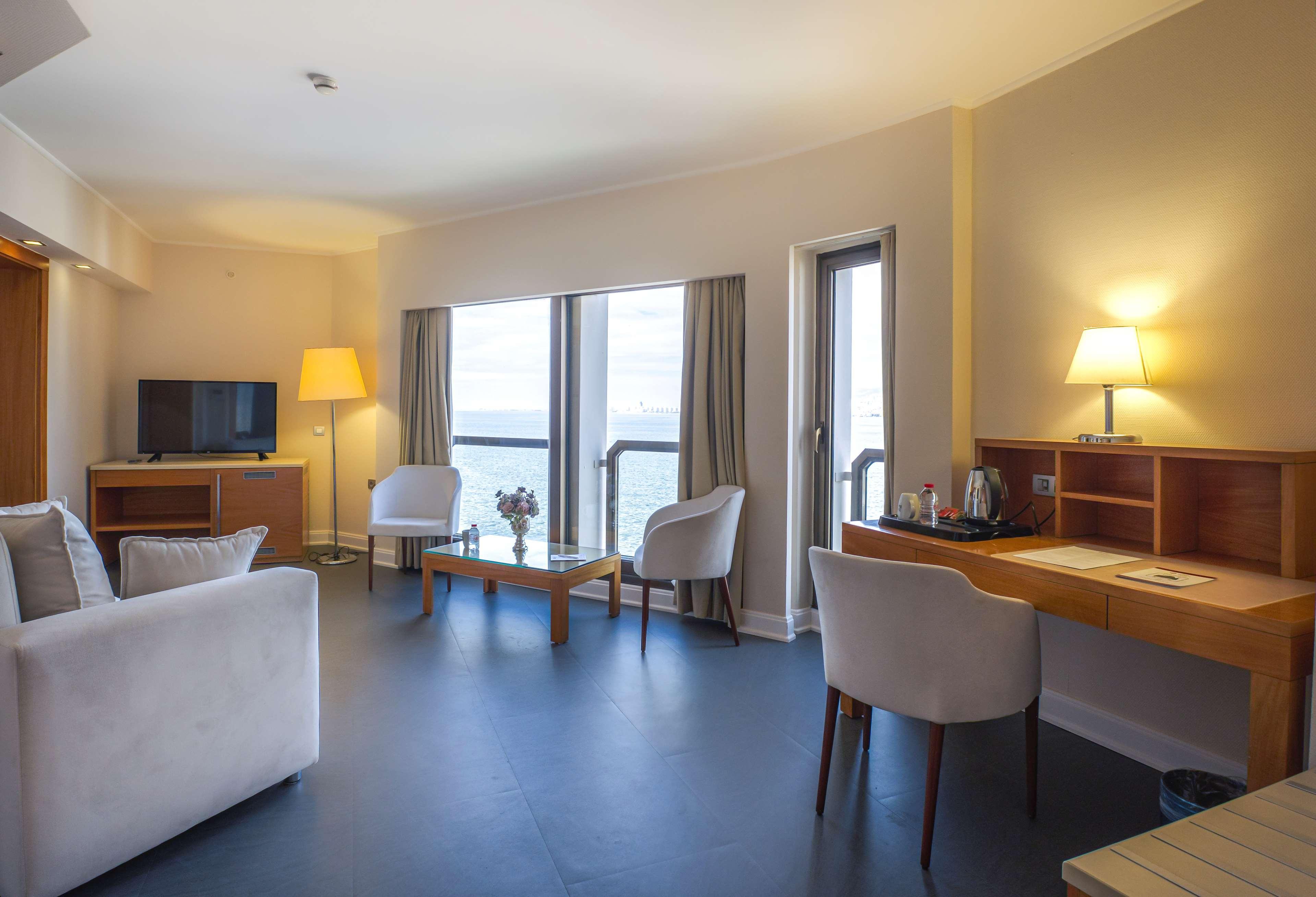 Best Western Plus Hotel Konak Smirne Esterno foto