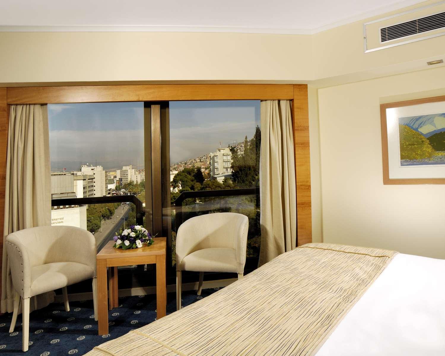 Best Western Plus Hotel Konak Smirne Esterno foto